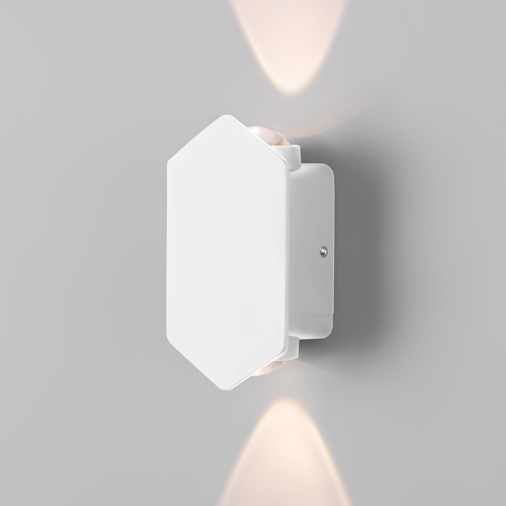 Светильник настенный светодиодный Mini Light 35152/D белый
белый