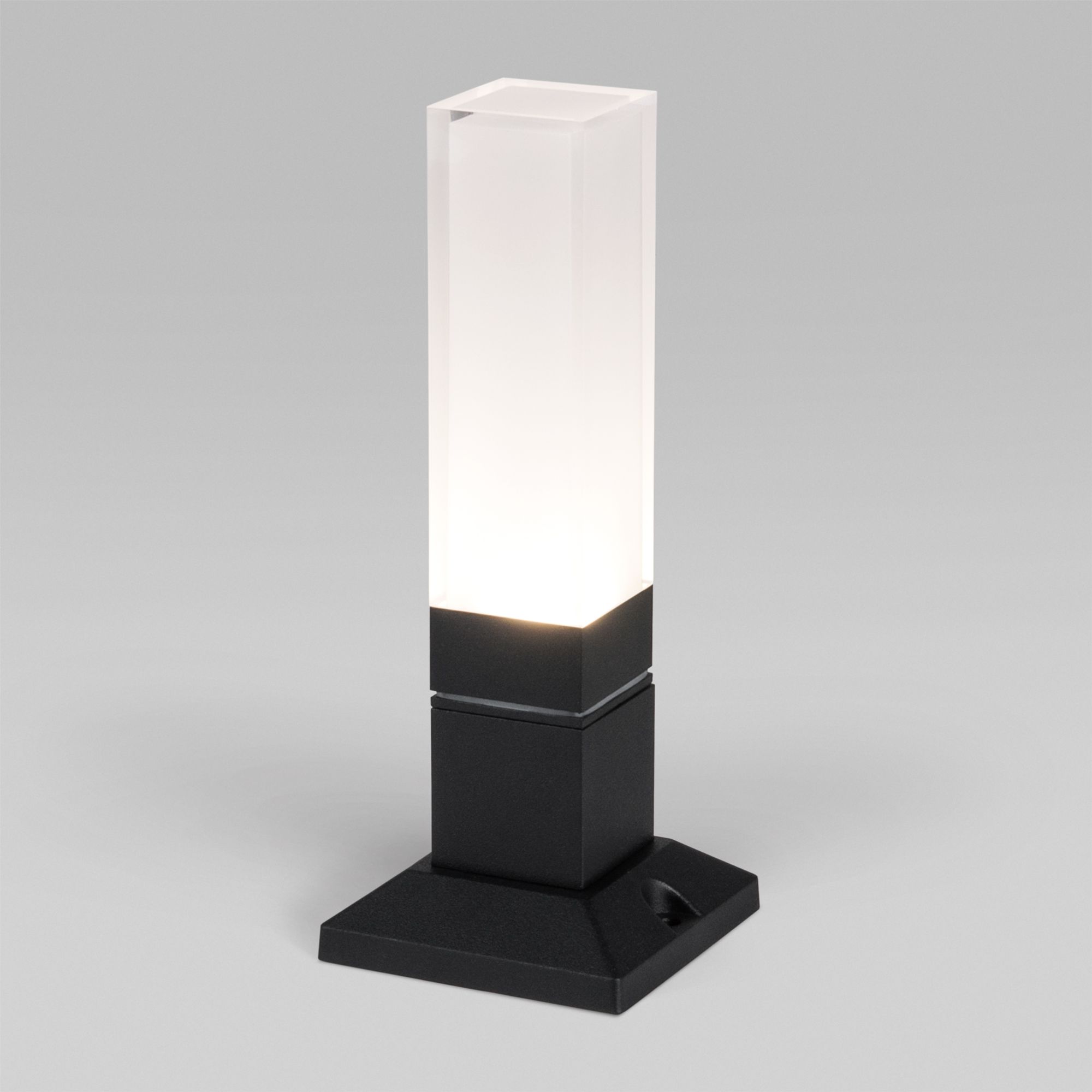 Уличный ландшафтный светодиодный светильник Черный IP54 1536 TECHNO LED
черный