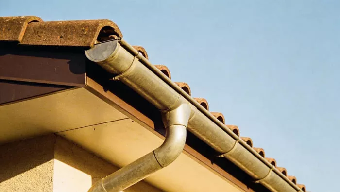 Водосточный желоб