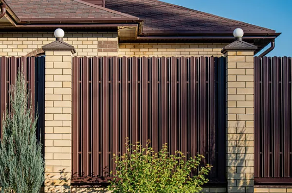 Штакетник (металлический), покрытие rooftop бархат