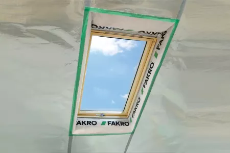 Внутренний пароизоляционный оклад XDS для мансардных окон FAKRO