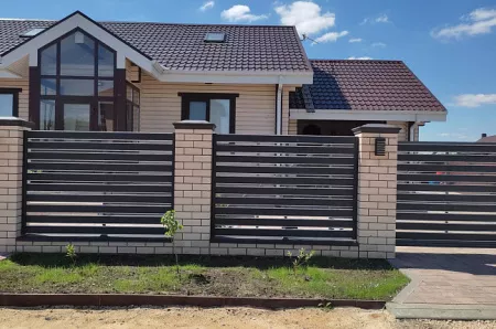 Забор жалюзи «Derby», покрытие rooftop бархат